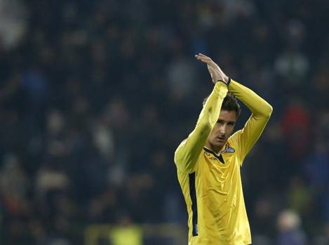 Ma pochi minuti dopo a far festa è Miro Klose. Reuters